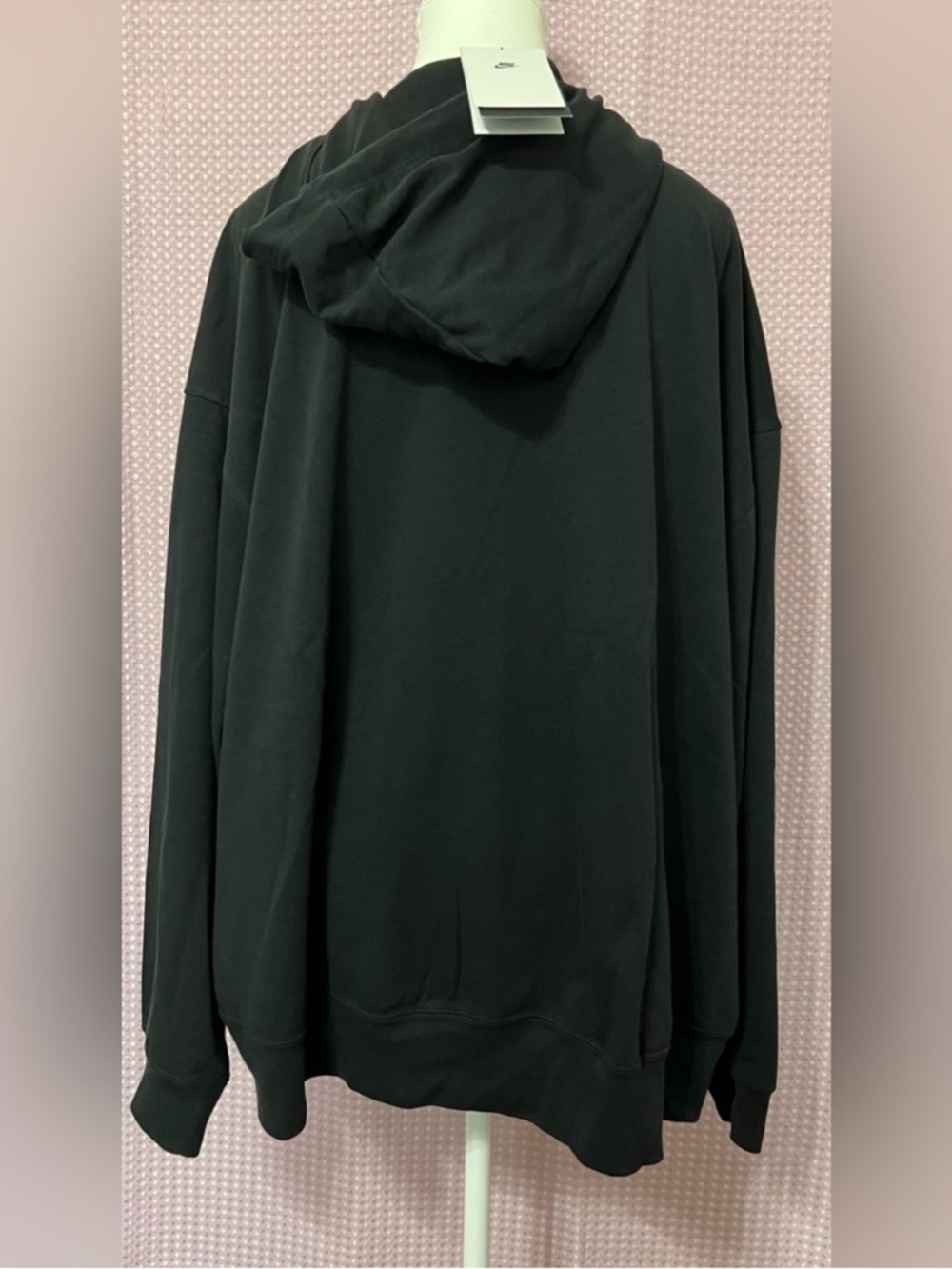 Nike Black Full-Zip Hoodie Jacket with Swoosh - Picture 2 of 9